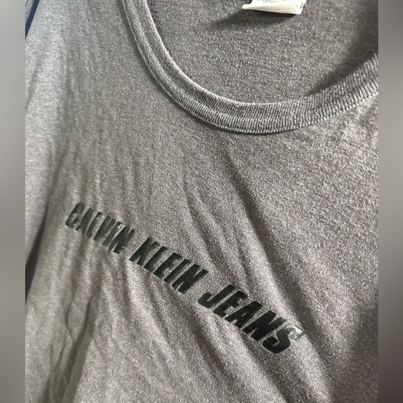 Calvin Klein Jeans Long Sleeve Crewneck Shirt Gray Size 2XL Cotton - Picture 2 of 5